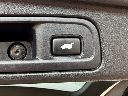 Used 2016 Honda Pilot Elite image 19
