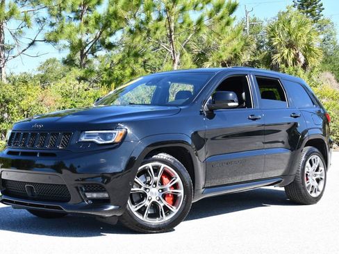 Used 2018 Jeep Grand Cherokee SRT AWD/4WD image 21