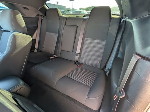 Used 2022 Dodge Challenger GT RWD image 19