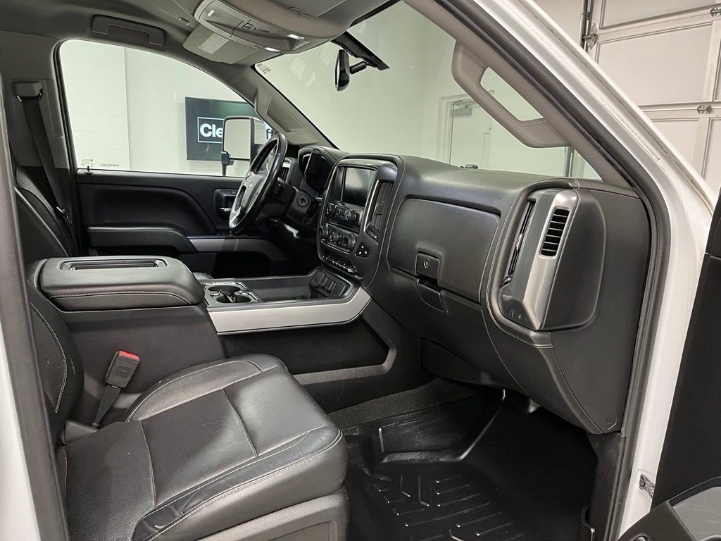 Used 2018 Chevrolet Silverado 2500 LTZ w/ Custom Sport Edition AWD/4WD image 55