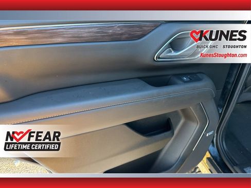 Used 2024 Chevrolet Tahoe Z71 image 32