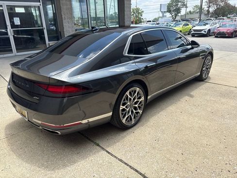 Used 2023 Genesis G90 3.5T AWD/4WD image 3