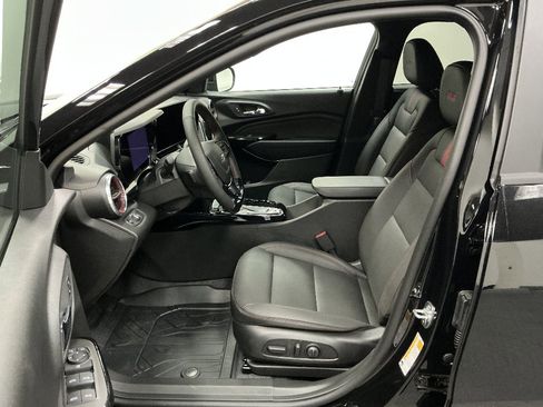 New 2026 Chevrolet Trax RS FWD image 8