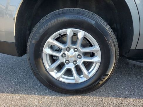 Used 2025 Chevrolet Tahoe LT AWD/4WD image 5