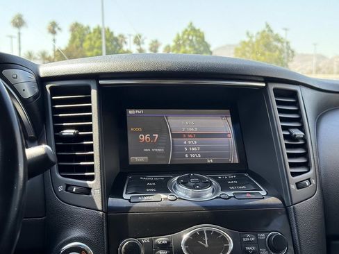 Used 2017 INFINITI QX70 AWD image 13