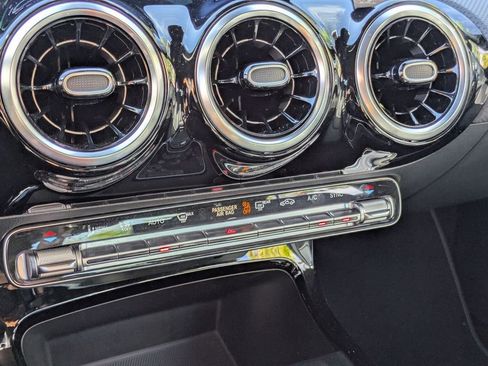 Used 2025 Mercedes-Benz CLA 250 4MATIC image 22