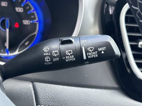 New 2026 Chrysler Pacifica Select FWD image 33