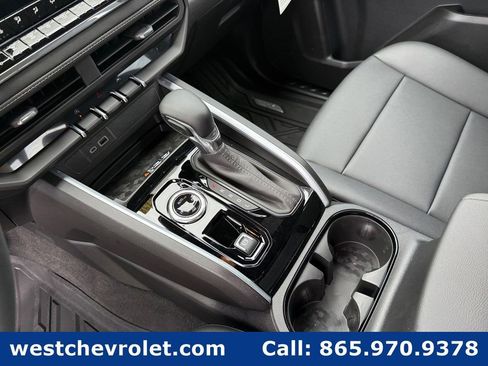 New 2026 Chevrolet Colorado LT w/ LT Convenience Package AWD/4WD image 22