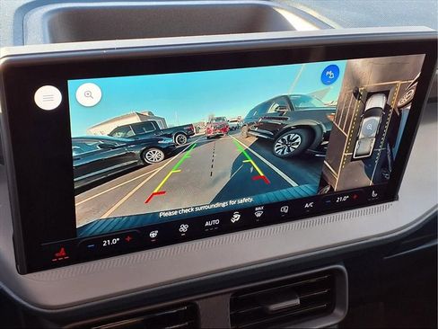 New 2025 Ford Maverick Lariat w/ Black Appearance Package image 6