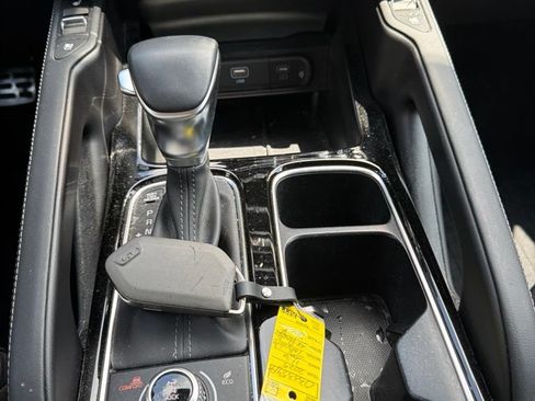 Certified 2025 Kia Telluride SX Prestige X-Line AWD/4WD image 16
