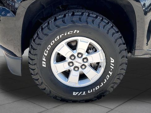 Used 2017 GMC Canyon 2WD Crew Cab w/ Convenience Package image 10