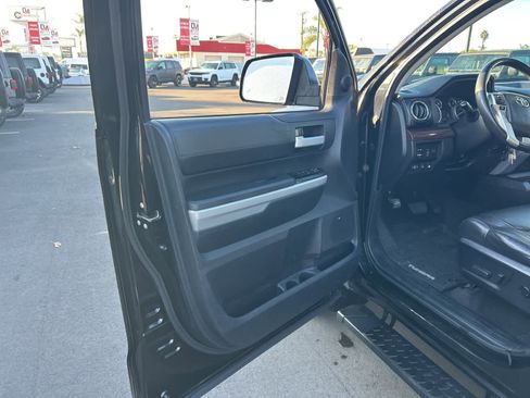 Used 2016 Toyota Tundra Limited w/ Limited Premium Package image 20
