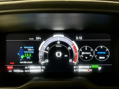 Used 2024 Toyota Tundra Platinum image 9