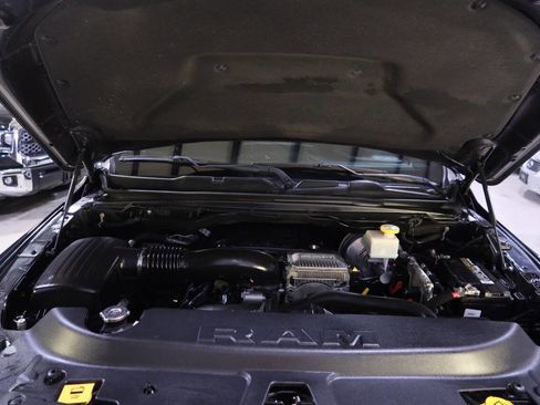 Used 2020 RAM 1500 Limited image 9