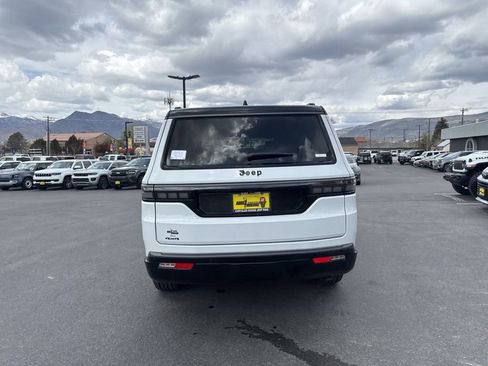 New 2026 Jeep Grand Wagoneer 4WD image 6