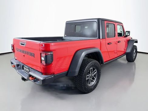 Used 2024 Jeep Gladiator Mojave w/ Convenience Group AWD/4WD image 7