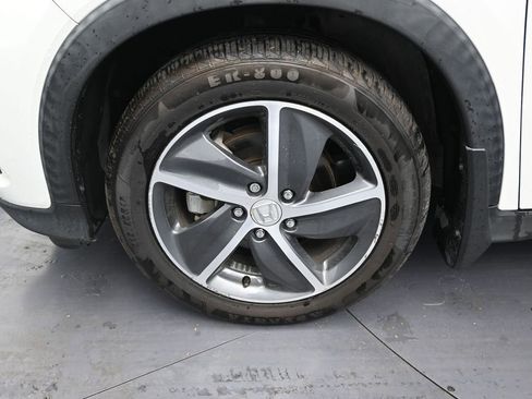 Used 2021 Honda HR-V EX-L image 9