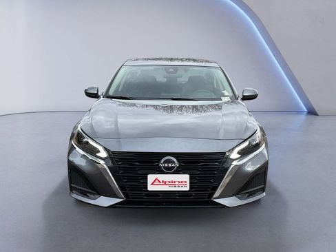 Used 2023 Nissan Altima 2.5 SV image 8