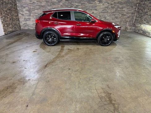 Used 2025 Buick Encore GX Sport Touring image 10