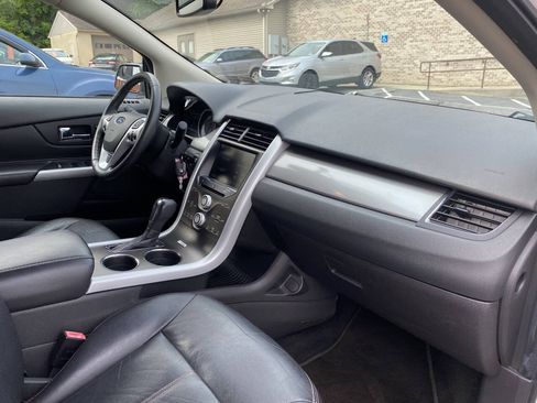 Used 2014 Ford Edge SEL w/ Equipment Group 205A AWD/4WD image 17