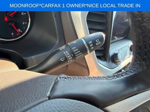 Used 2023 GMC Acadia SLT w/ Technology Package FWD image 33