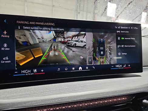 New 2026 BMW 330i Sedan w/ M Sport Package image 25