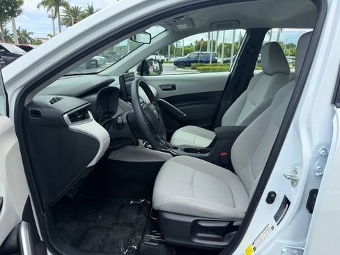 Certified 2024 Toyota Corolla Cross L FWD image 11