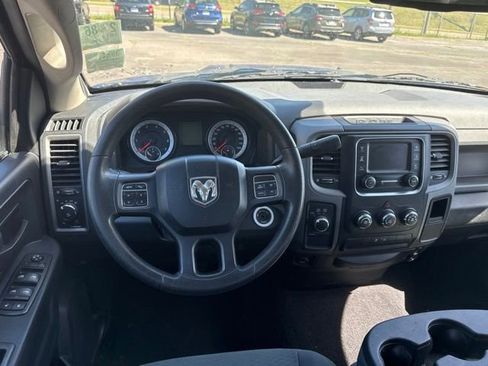 Used 2014 RAM 1500 Express AWD/4WD image 14