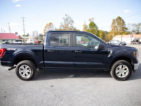 Used 2023 Ford F150 XLT image 3