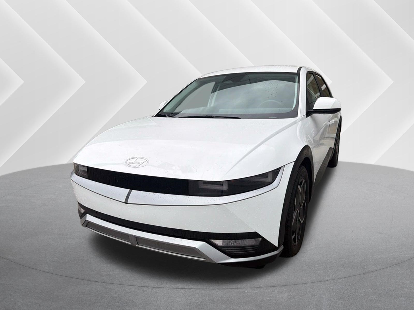 Used 2024 Hyundai Ioniq 5 SEL RWD image 1