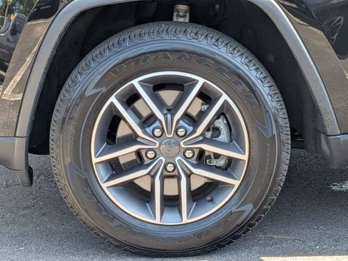 Certified 2021 Jeep Grand Cherokee Limited AWD/4WD image 37