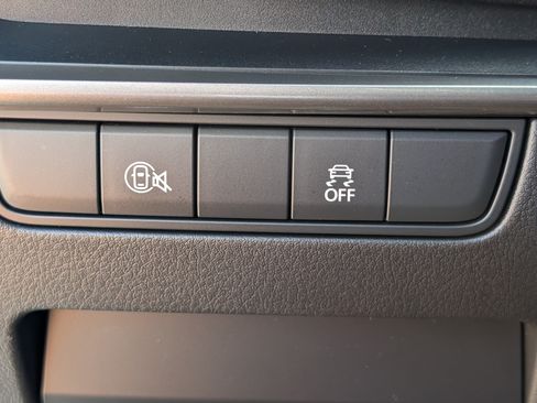 Used 2024 MAZDA MAZDA3 s FWD image 20
