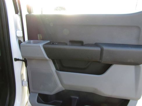 Used 2023 Ford F250 XL w/ Snow Plow Prep Package image 37