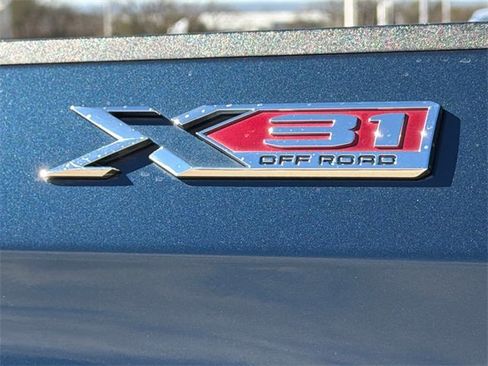 Used 2021 GMC Sierra 1500 Elevation image 11