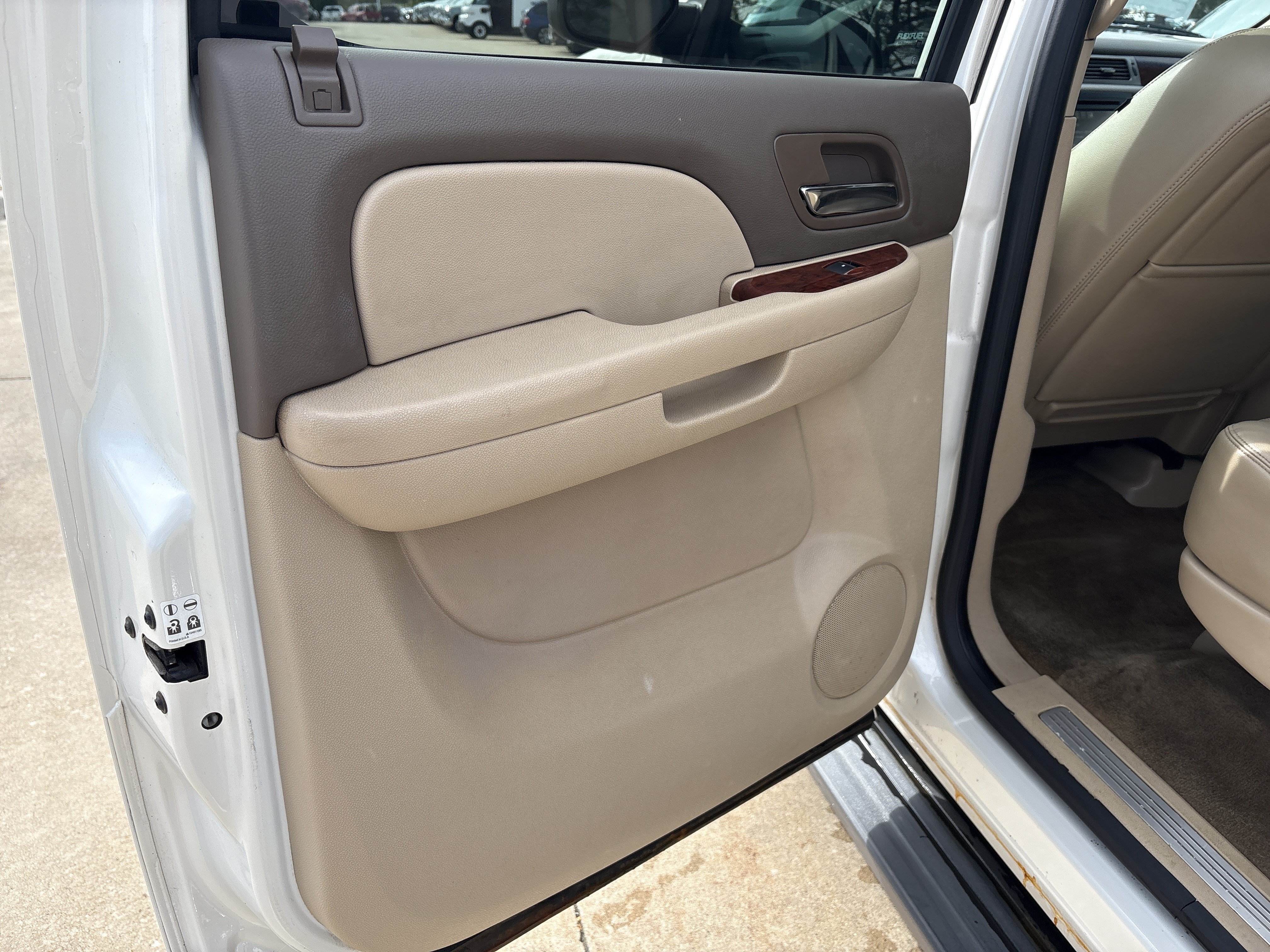 Used 2013 Chevrolet Suburban LTZ AWD/4WD image 12