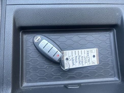 Used 2022 Nissan Frontier SV image 29