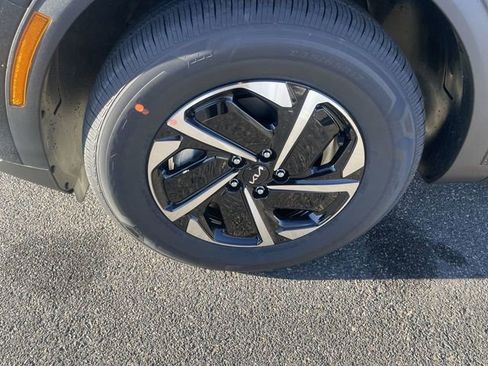 Used 2023 Kia Sportage LX AWD/4WD image 13