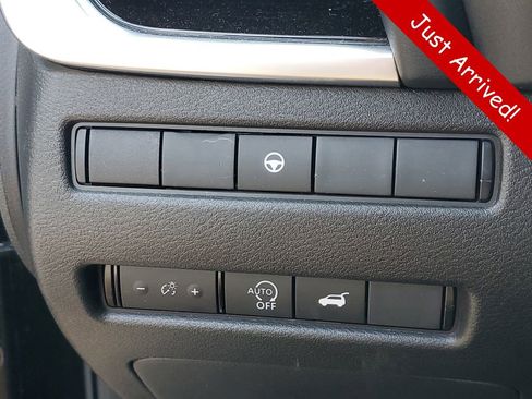 Used 2023 Nissan Rogue SL AWD/4WD image 21