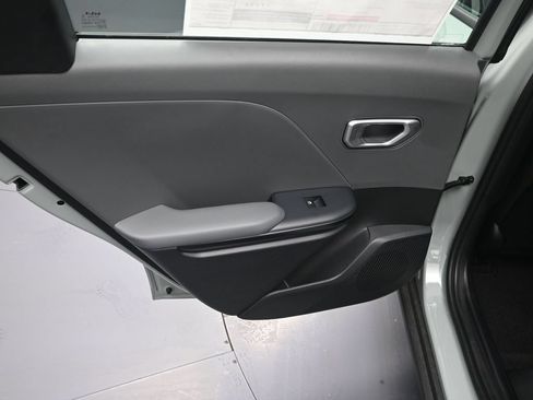 Certified 2026 Kia K4 FWD image 25