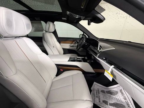 New 2026 Cadillac Vistiq Sport AWD/4WD image 39