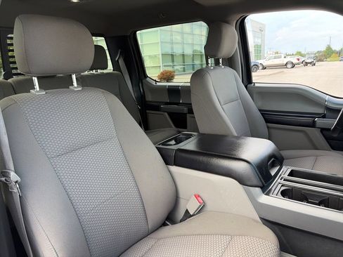 Used 2018 Ford F150 XLT w/ Equipment Group 302A Luxury AWD/4WD image 12