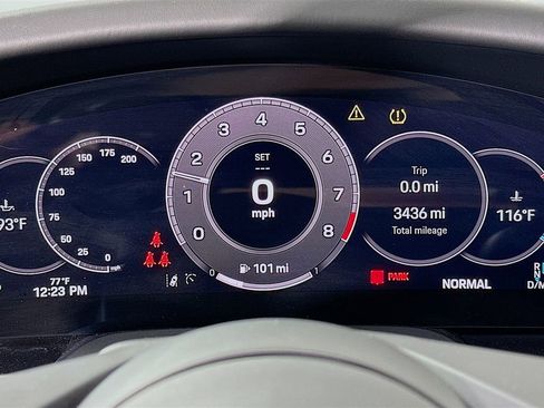 Used 2025 Porsche 911 Carrera image 13