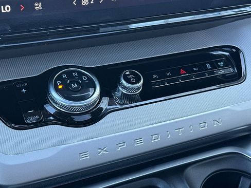 New 2025 Ford Expedition Max Active image 22