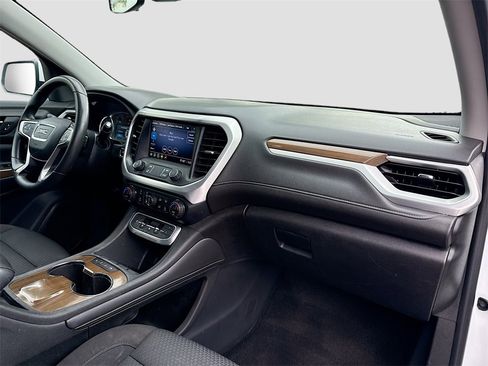 Used 2021 GMC Acadia SLE image 31