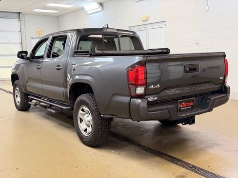 Used 2020 Toyota Tacoma SR AWD/4WD image 8