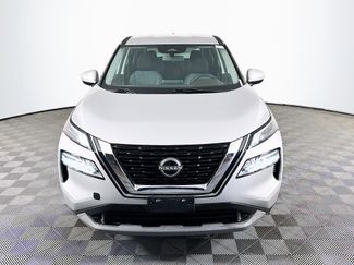 Used 2023 Nissan Rogue SV video 2