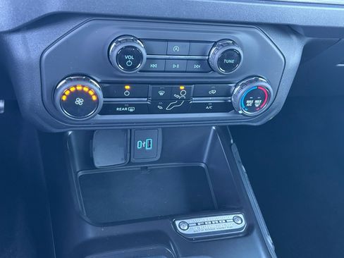 New 2025 Ford Bronco 2-Door AWD/4WD image 22