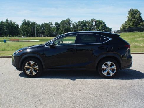 Used 2017 Lexus NX 200t AWD w/ Premium Package image 10