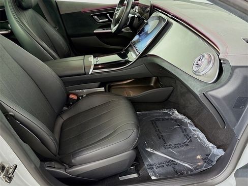 Certified 2023 Mercedes-Benz EQE 500 4MATIC Sedan image 24