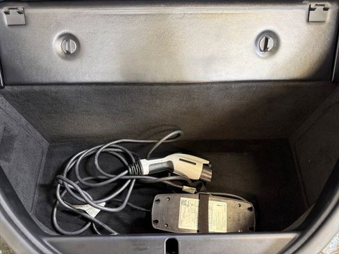 Used 2015 BMW i8 image 38